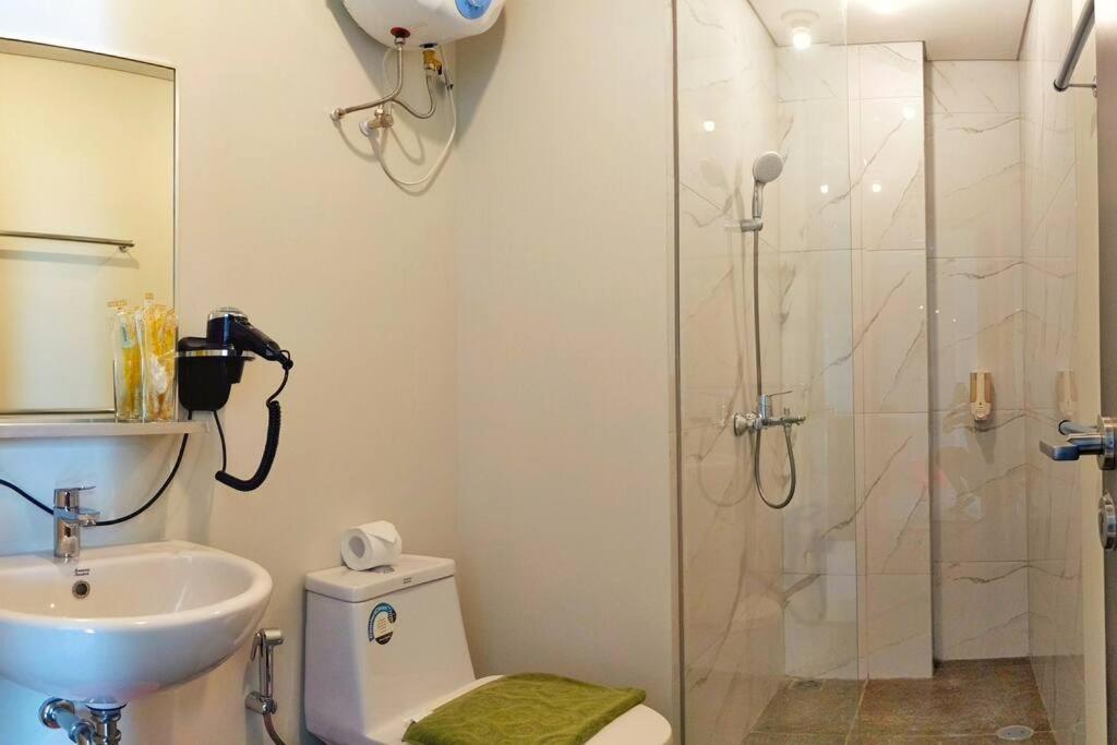 Lovina 8-Ad At One Residence Batam Екстер'єр фото